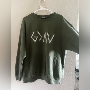 Green crewneck